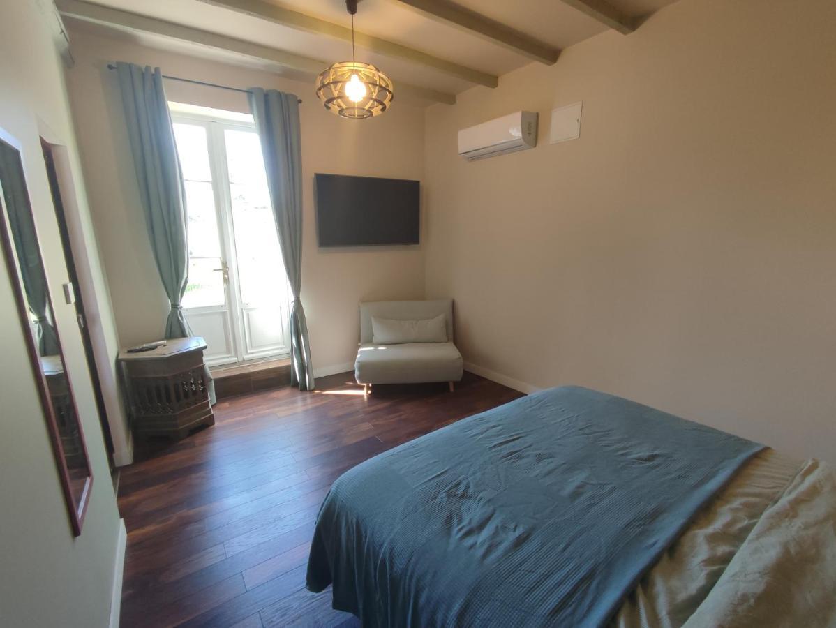 Apartamento Au Tournebride Randan Exterior foto