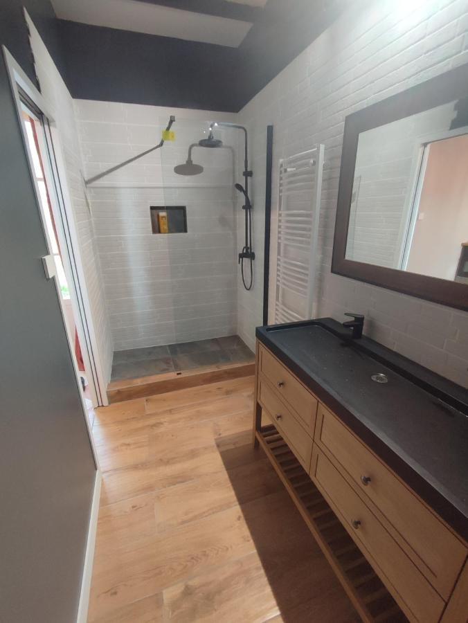 Apartamento Au Tournebride Randan Exterior foto